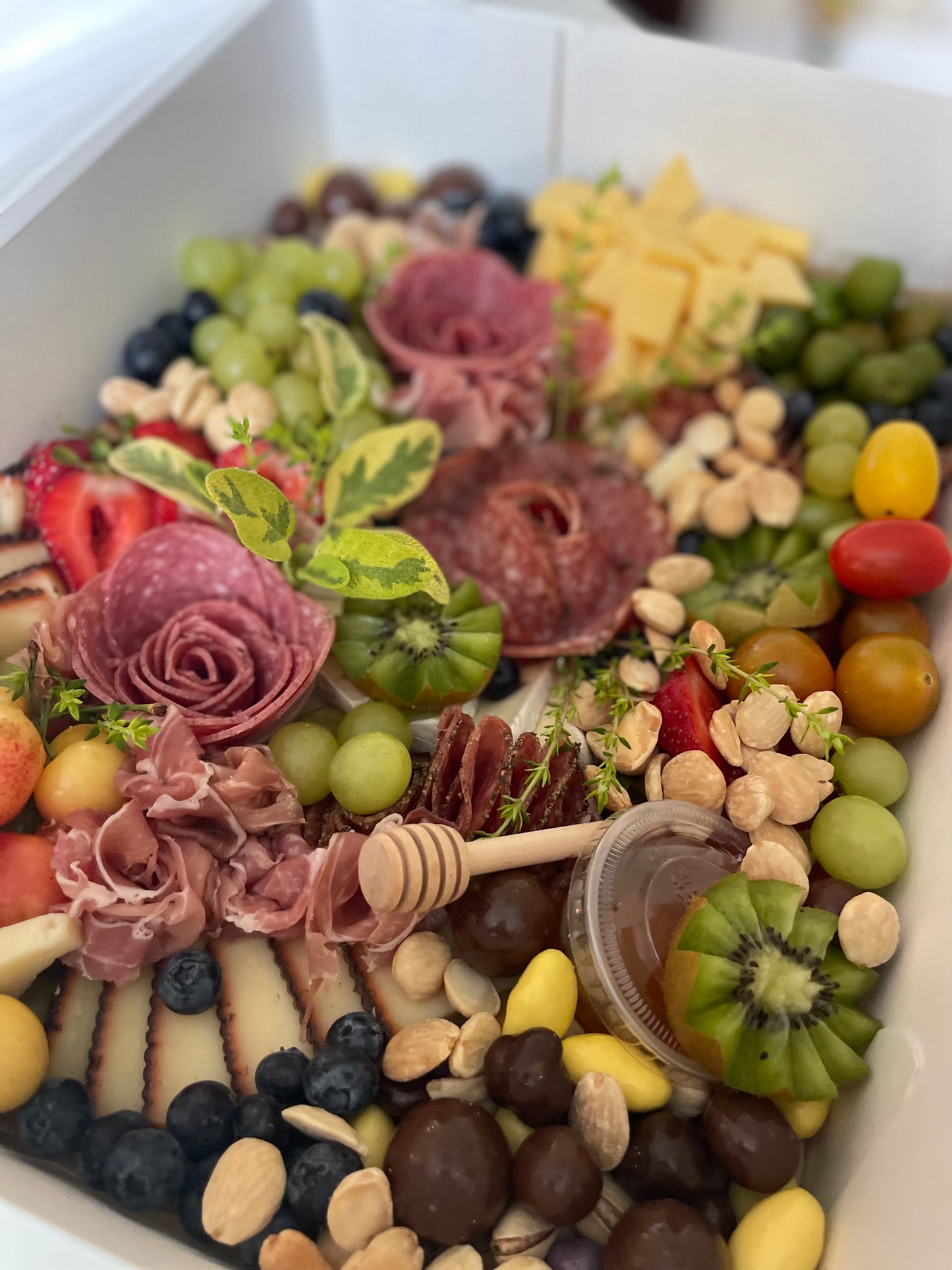Choosing this option your Charcuterie will be placed in this Disposable Box.